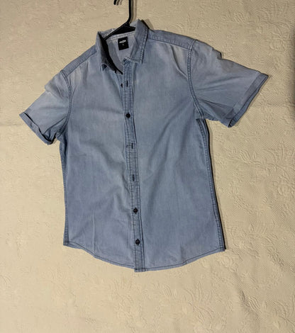 Short & denim shirt