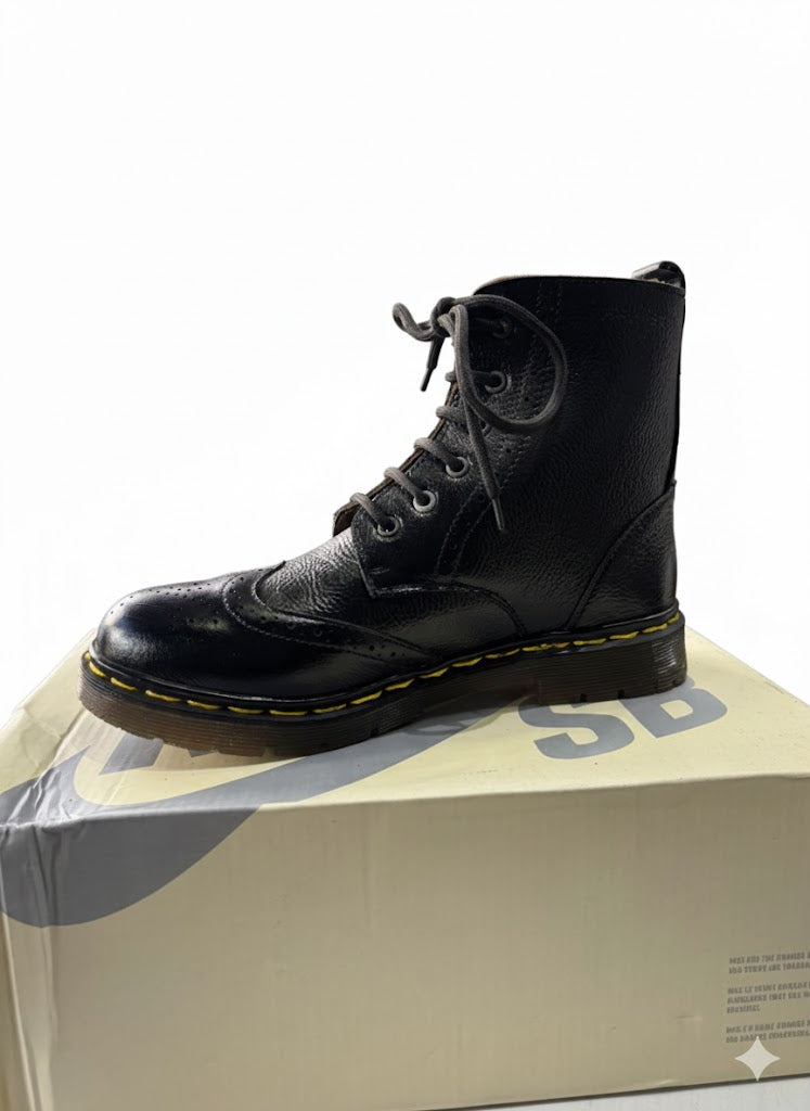 Dr. MARTENS