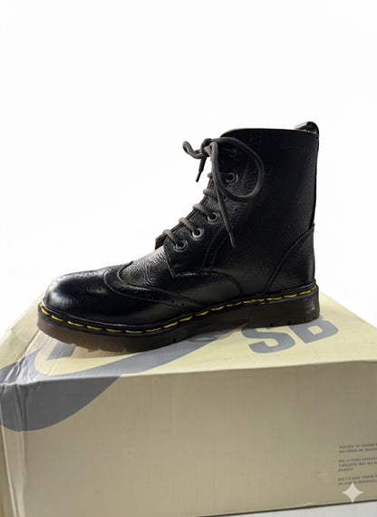 Dr. MARTENS